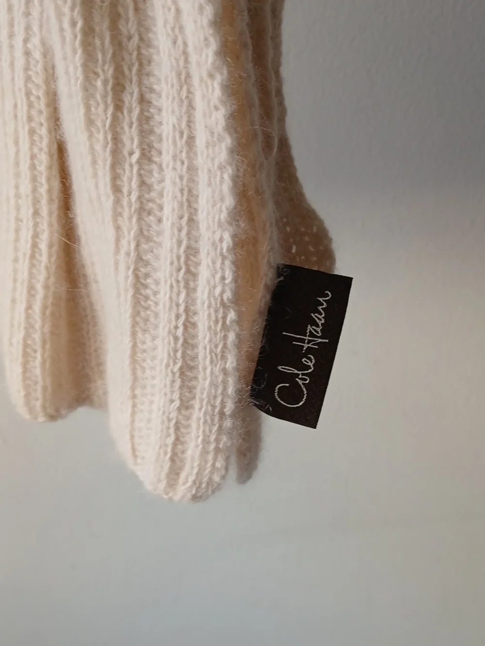 Cole Haan 100% Cashmere Scarf Cream Rectangle